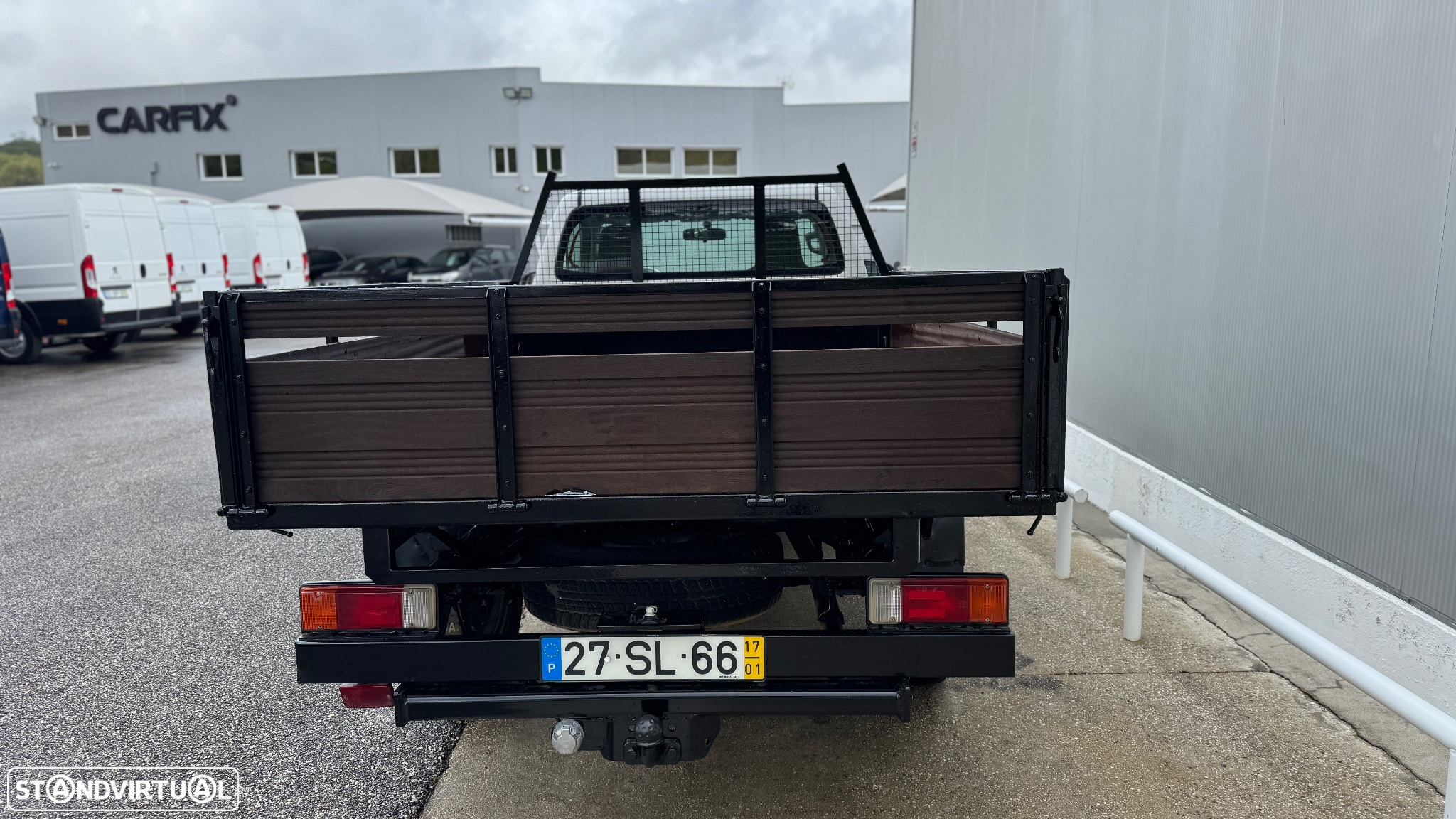 Toyota Hilux 2.4 D-4D 4X4 - 5