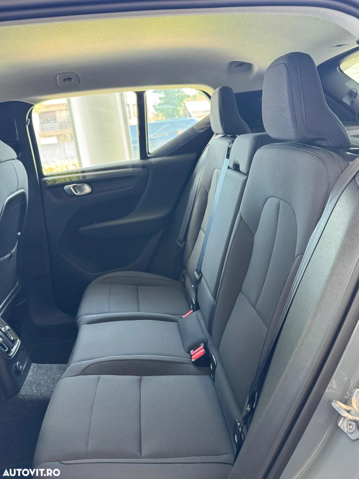 Volvo XC 40 - 18