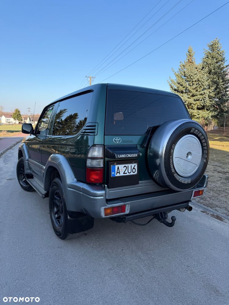 Toyota Land Cruiser - 10
