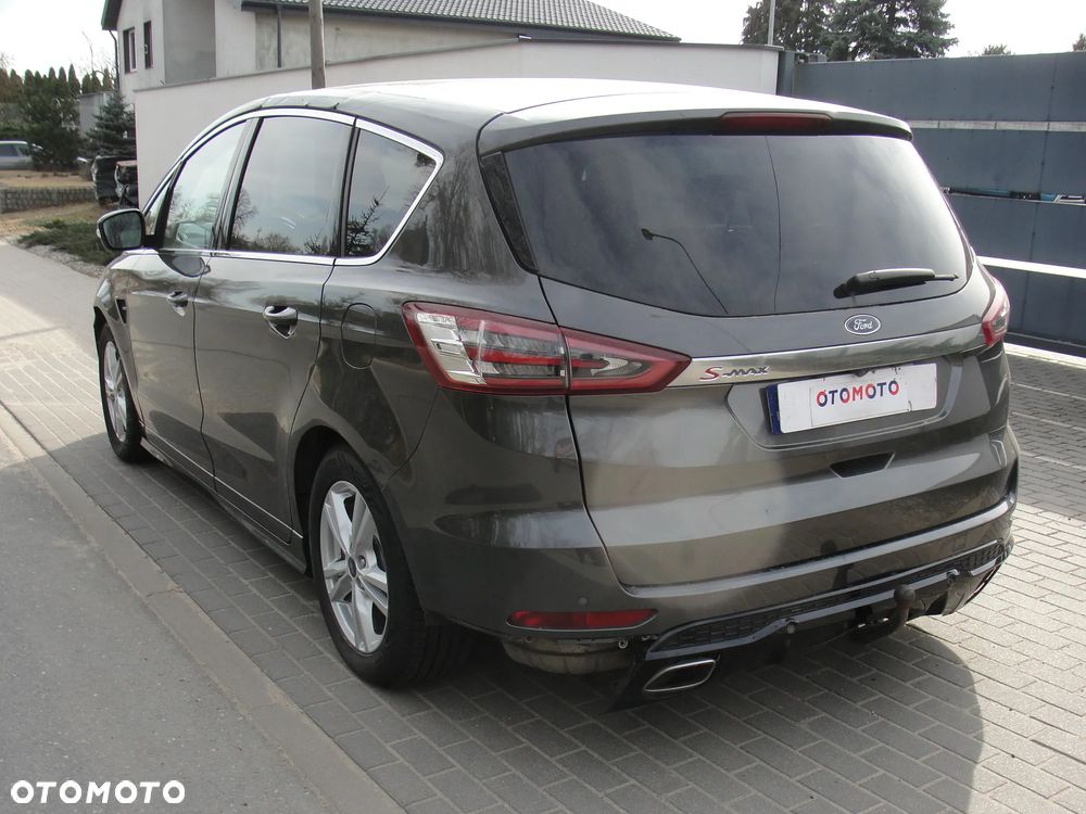 Ford S-Max 2.0 TDCi Titanium PowerShift - 2