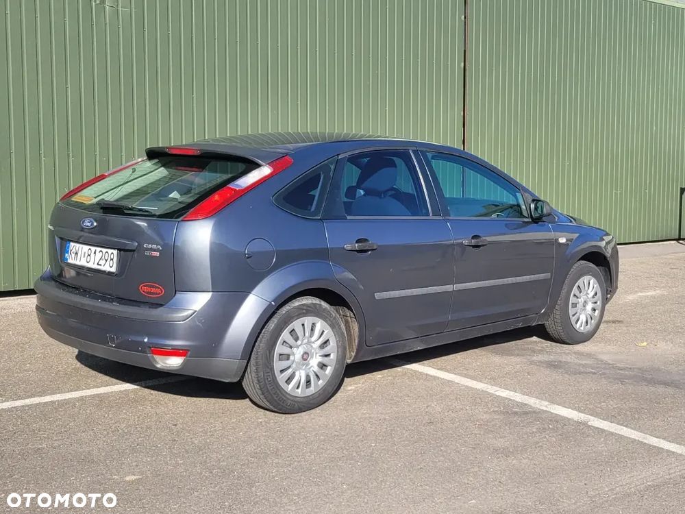 Ford Focus 1.6 TDCi Ghia - 4