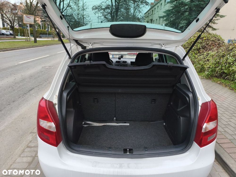 Skoda Fabia 1.2 TSI Active Plus - 8