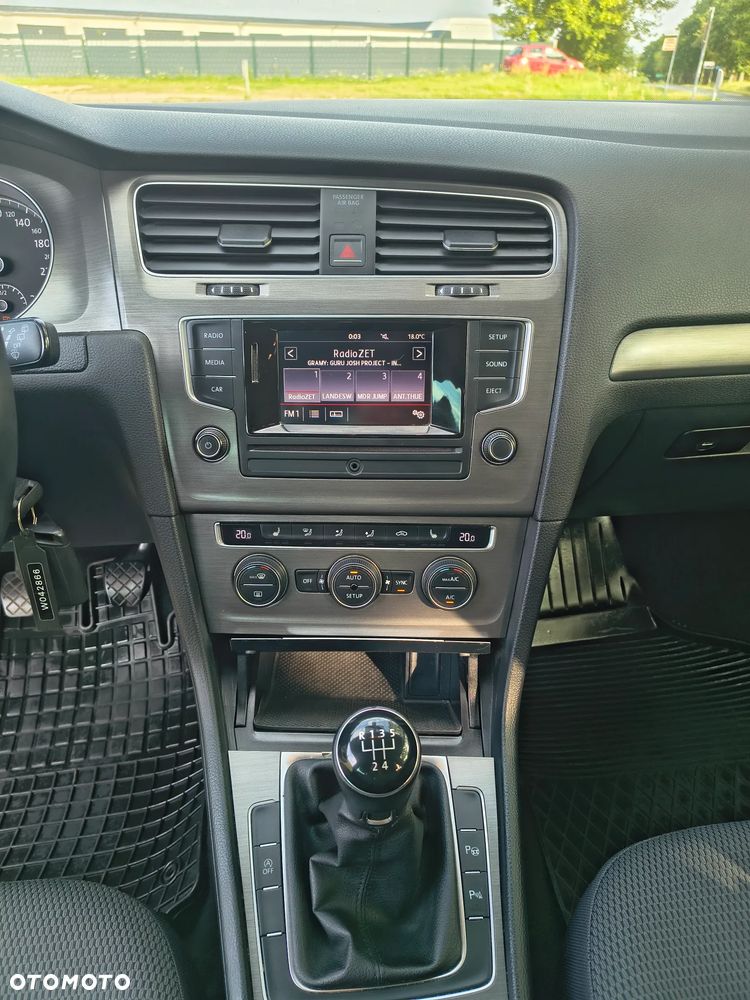 Volkswagen Golf 1.6 TDI BlueMotion Technology Trendline - 15