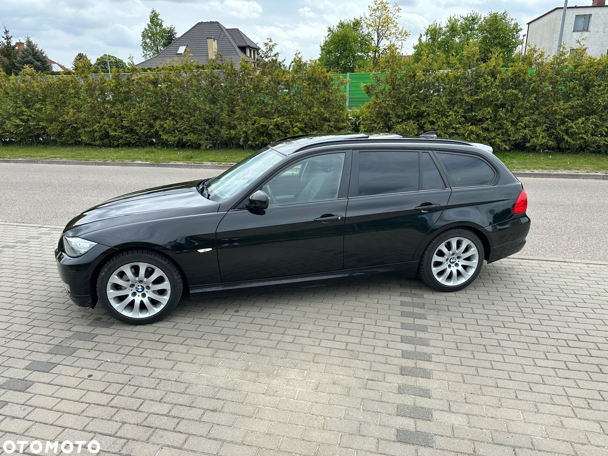 BMW Seria 3 320i Touring Edition Sport - 13