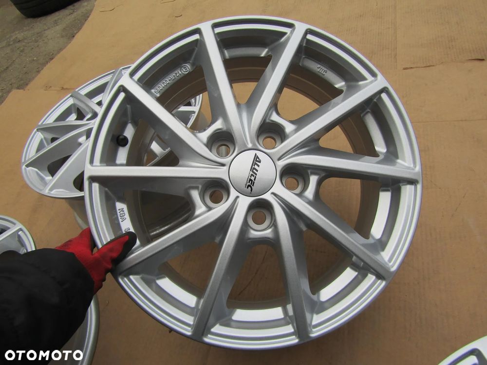 4x NOWE Felgi 16 Hyundai i30 I II III Tucson ix25 ix20 ix35 Kia Ceed I II III Venga Mitsubishi Outlander ASX - 17