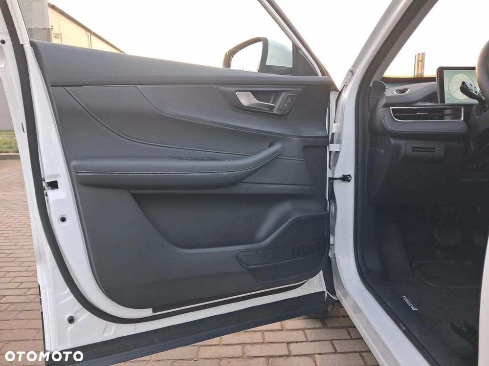 Chery Tiggo 4 1.5 T-GDI HEV Essential DHT - 10