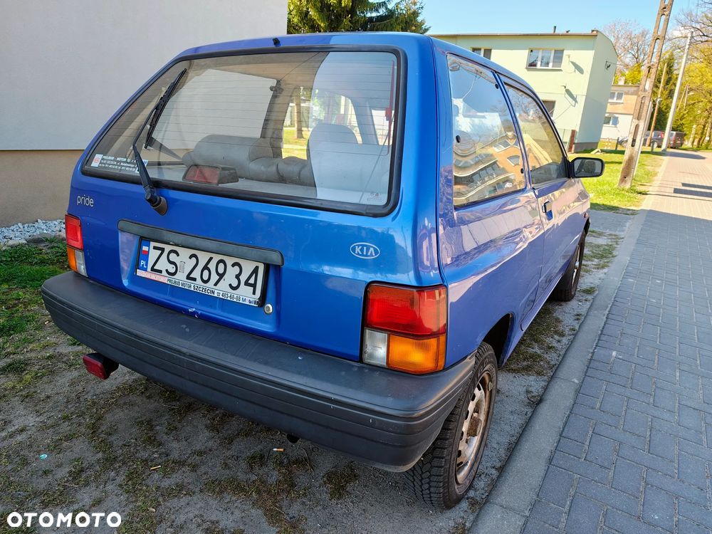 Kia Pride 1.3 - 4