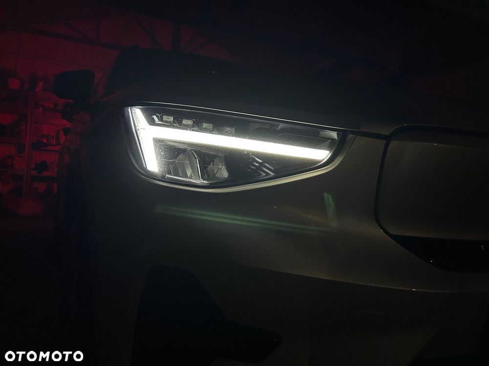 Volvo XC 40 Recharge Plus - 33
