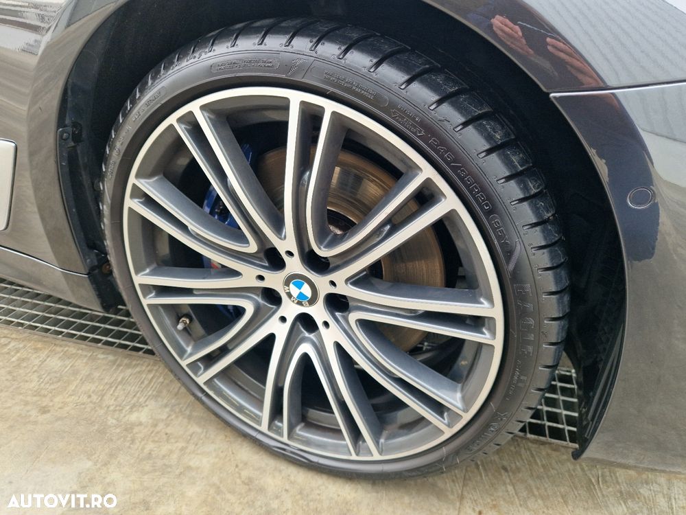 BMW Seria 5 540i xDrive AT - 1