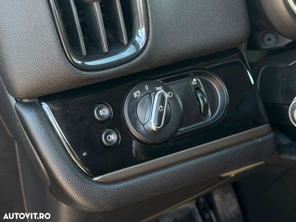 Mini Countryman Cooper SE ALL4 AT - 25