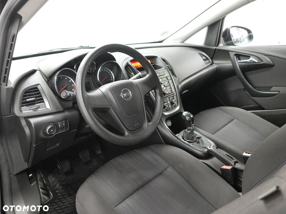 Opel Astra 1.4 ecoFLEX - 19