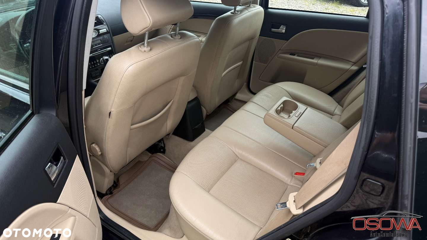Ford Mondeo - 12
