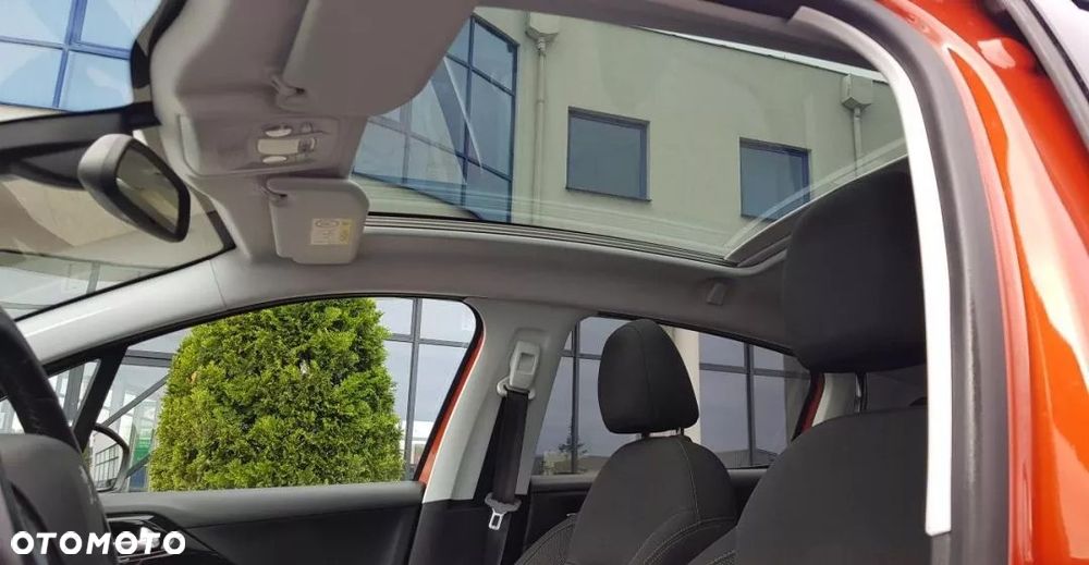 Peugeot 208 1.2 PureTech Allure S&S EAT6 - 15