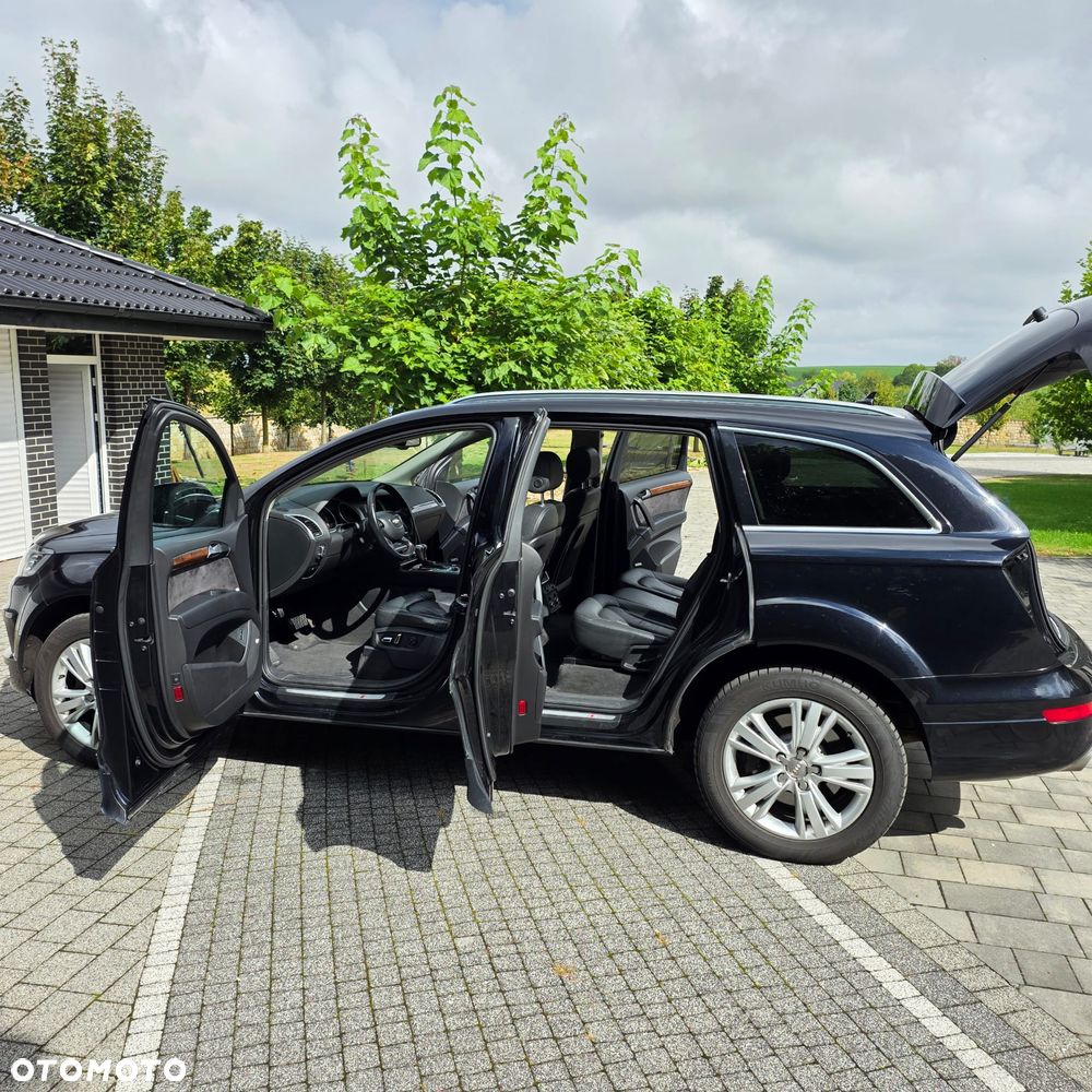 Audi Q7 - 7