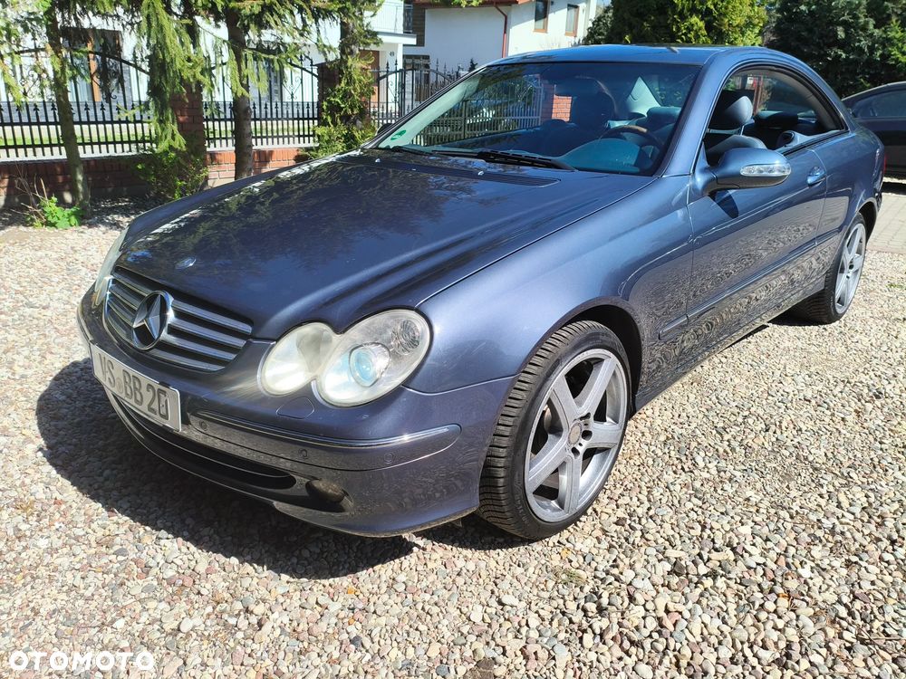 Mercedes-Benz CLK - 19