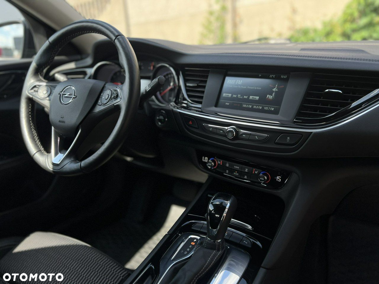 Opel Insignia 1.5 T Elite S&S - 19
