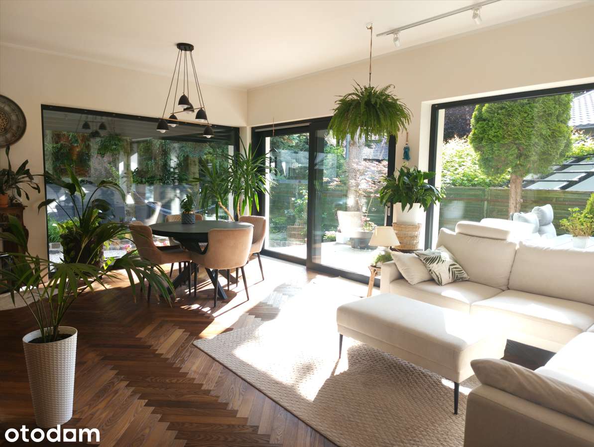 House - View 2