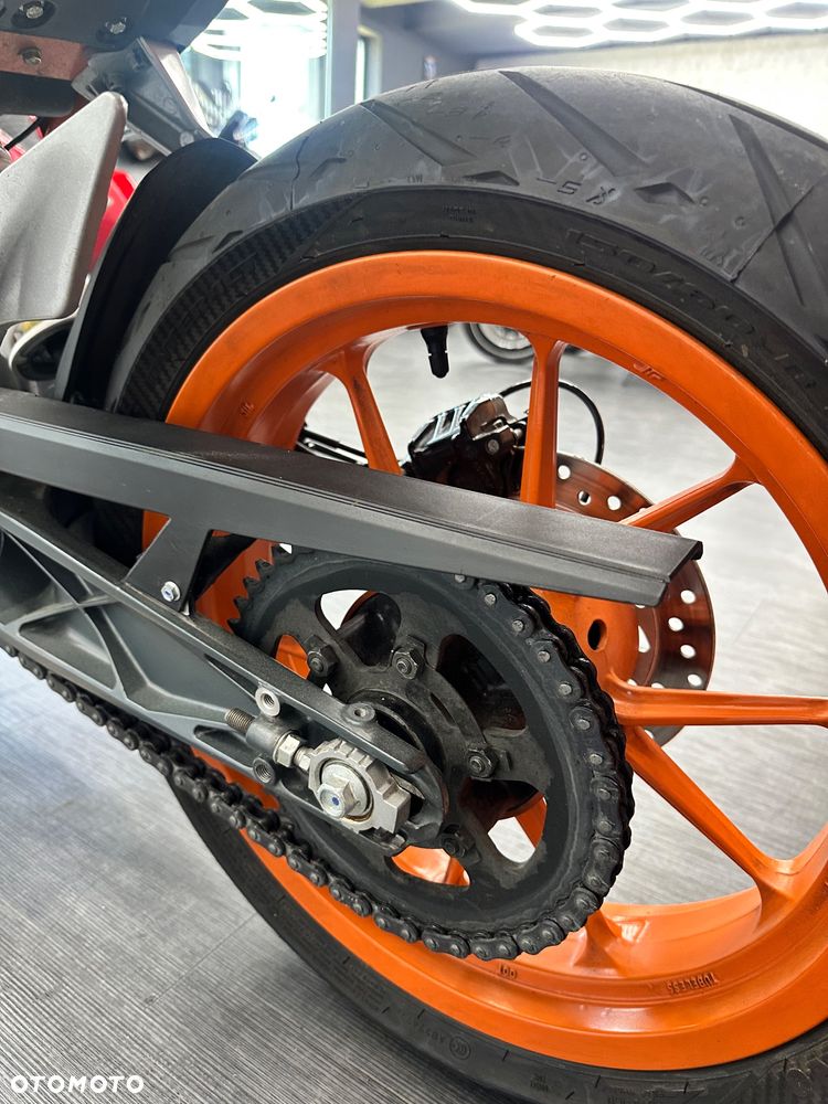 KTM Duke 390 - 21