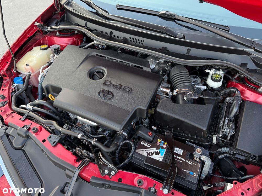 Toyota Auris 2.0 D-4D Premium Comfort - 6