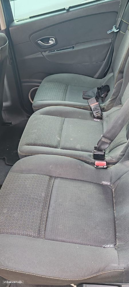 Renault Grand Scénic 1.5 dCi Dynamique S 7L - 11