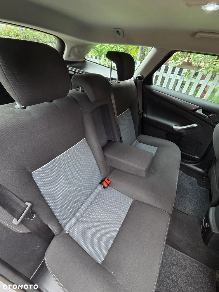 Ford Mondeo 2.0 TDCi Trend - 11