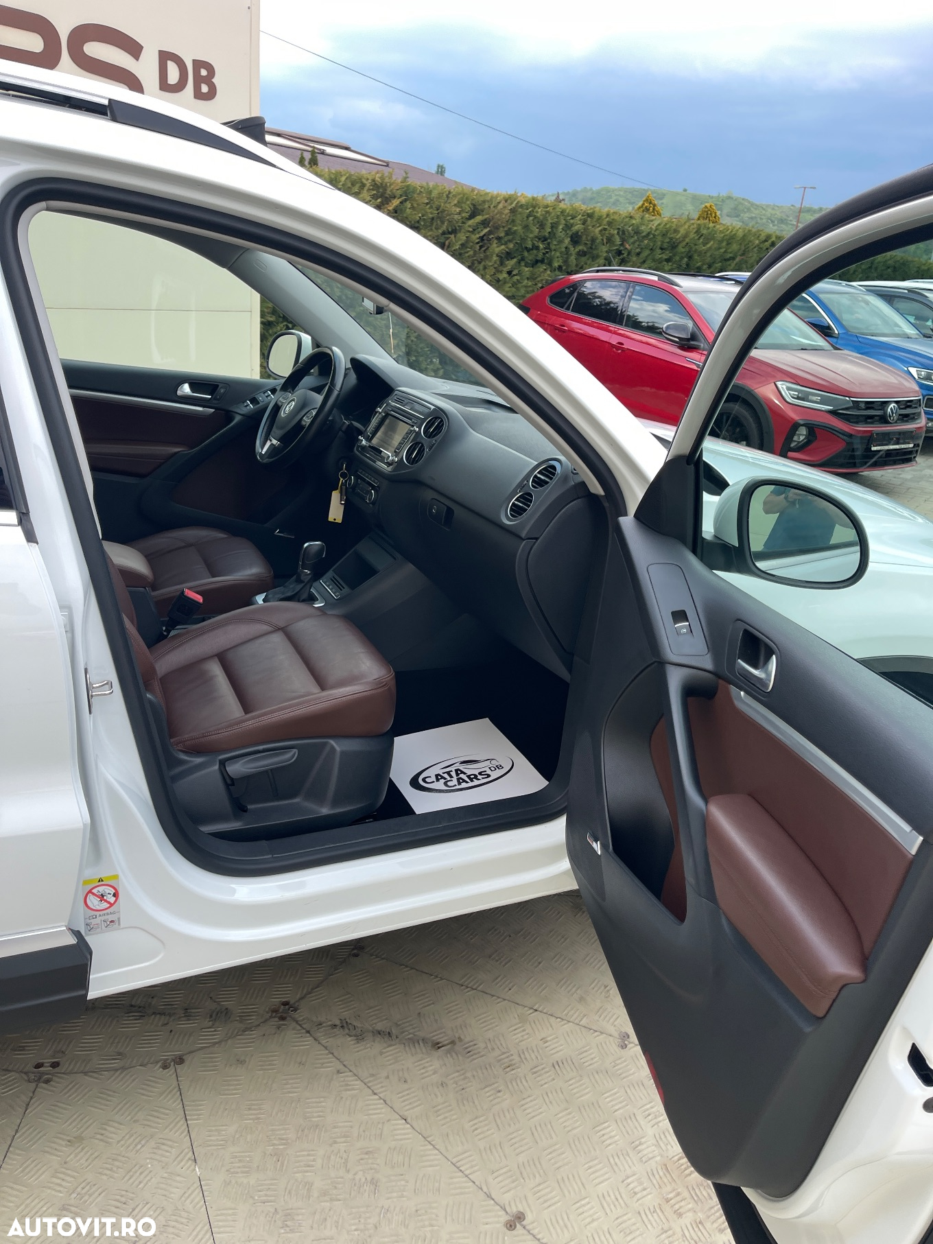 Volkswagen Tiguan 2.0 TDI DPF 4Motion BlueMotion Technology DSG Cup Sport & Style - 22