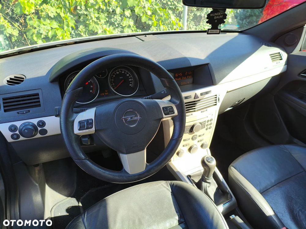 Opel Astra 1.8 Cosmo - 11
