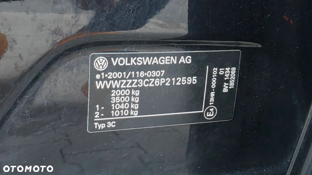 Volkswagen Passat 2.0 FSI Comfortline - 21
