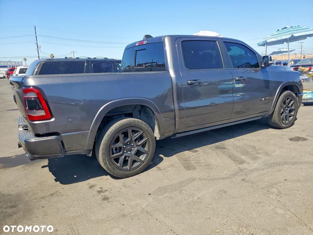 RAM 1500 5.7 Crew Cab Laramie - 3