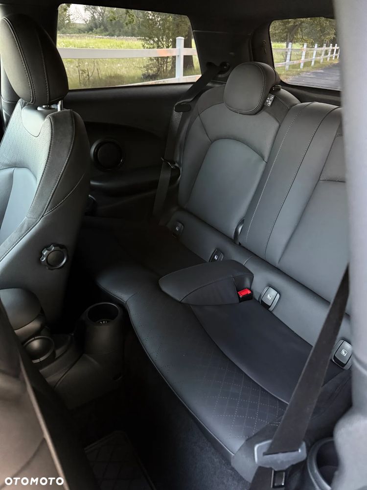 MINI Cooper SE - 11