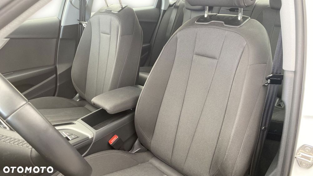 Audi A4 Limousine 35 TFSI mHEV S tronic - 11