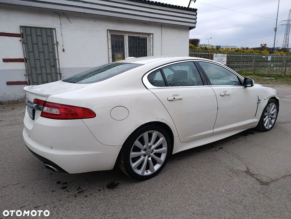 Jaguar XF 3.0 V6 S Luxury - 13
