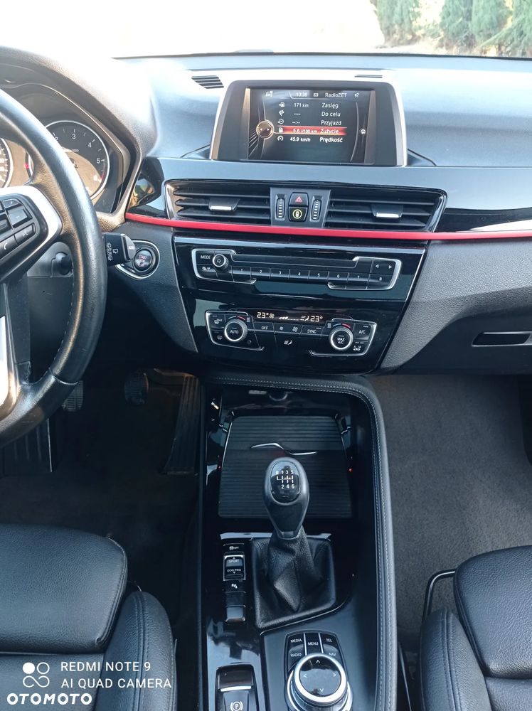 BMW X1 sDrive18d xLine - 19
