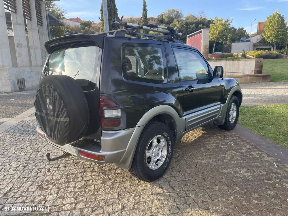 Mitsubishi Pajero 3.2 DI-D GLS - 3