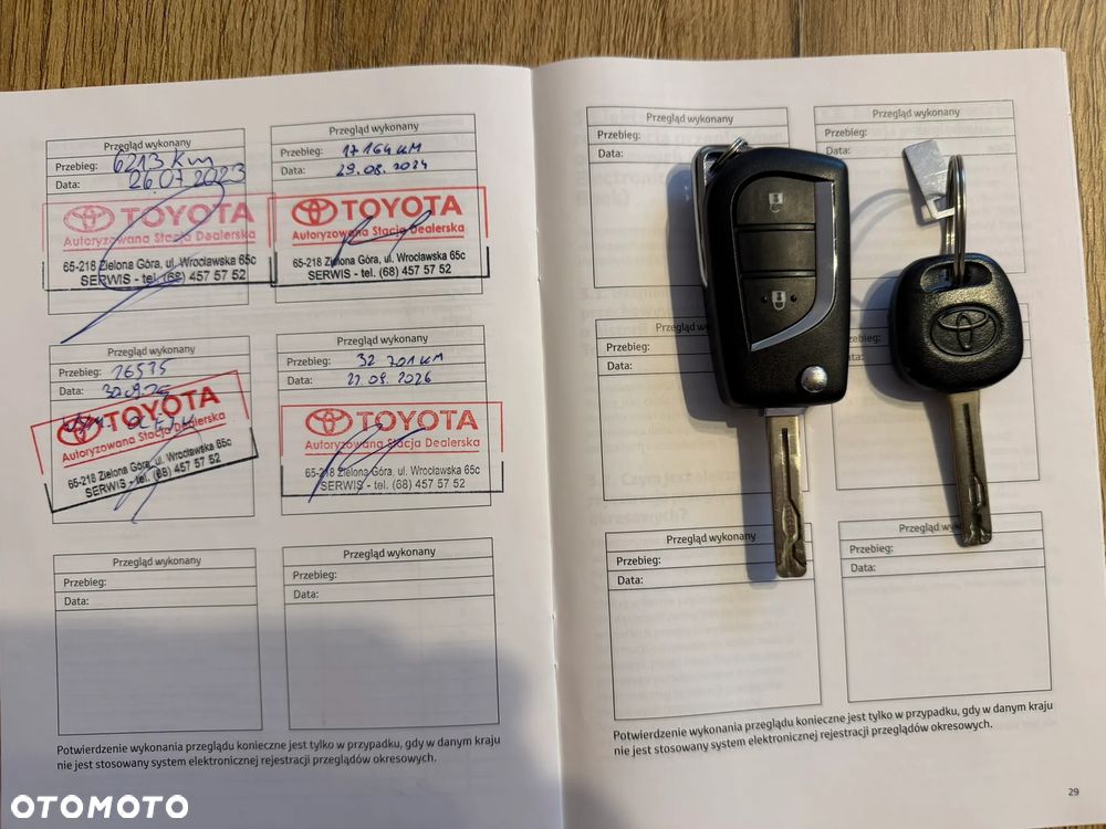 Toyota Yaris - 4
