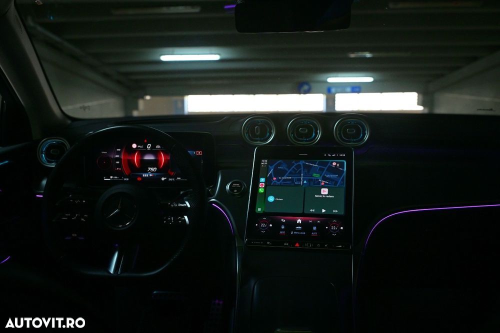 Mercedes-Benz GLC 220 d 4Matic 9G-TRONIC AMG Line Advanced - 12