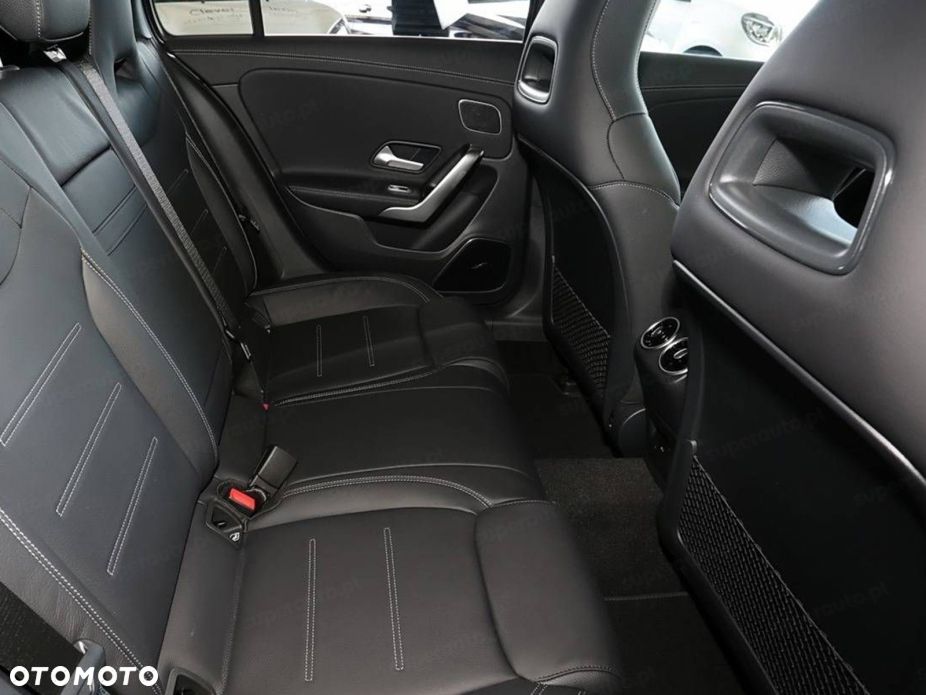 Mercedes-Benz Klasa A 200 AMG Line 7G-DCT - 14