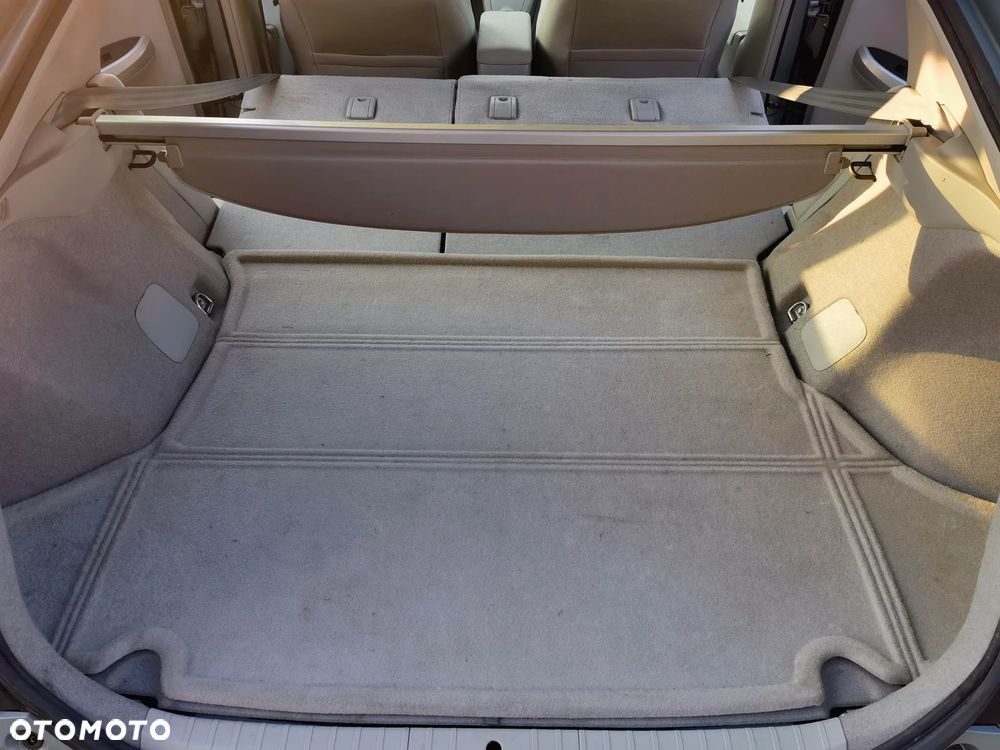 Toyota Prius (Hybrid) Comfort - 21