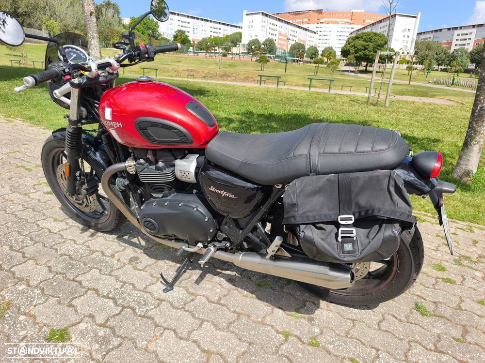 Triumph Bonneville 900 street twin - 10