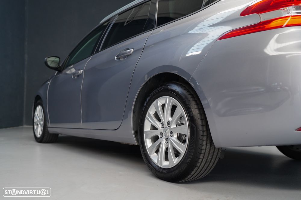 Peugeot 308 SW 1.5 BlueHDi Style J17 - 19
