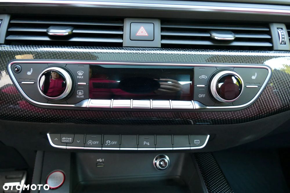 Audi S4 Limousine - 30