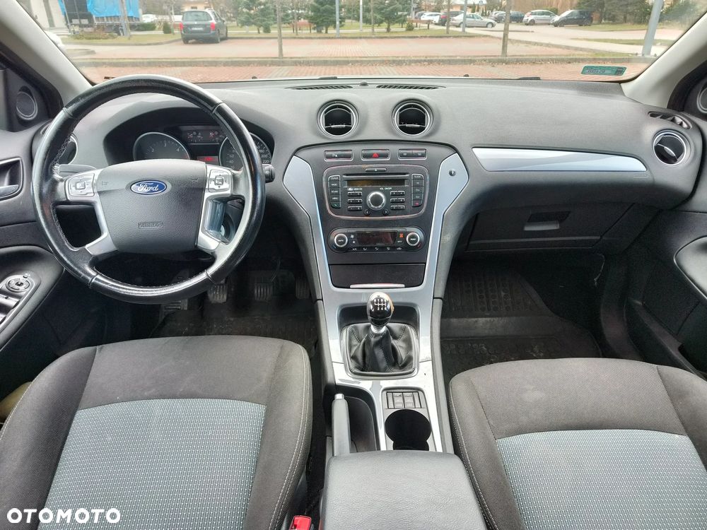 Ford Mondeo 2.0 TDCi Trend - 18