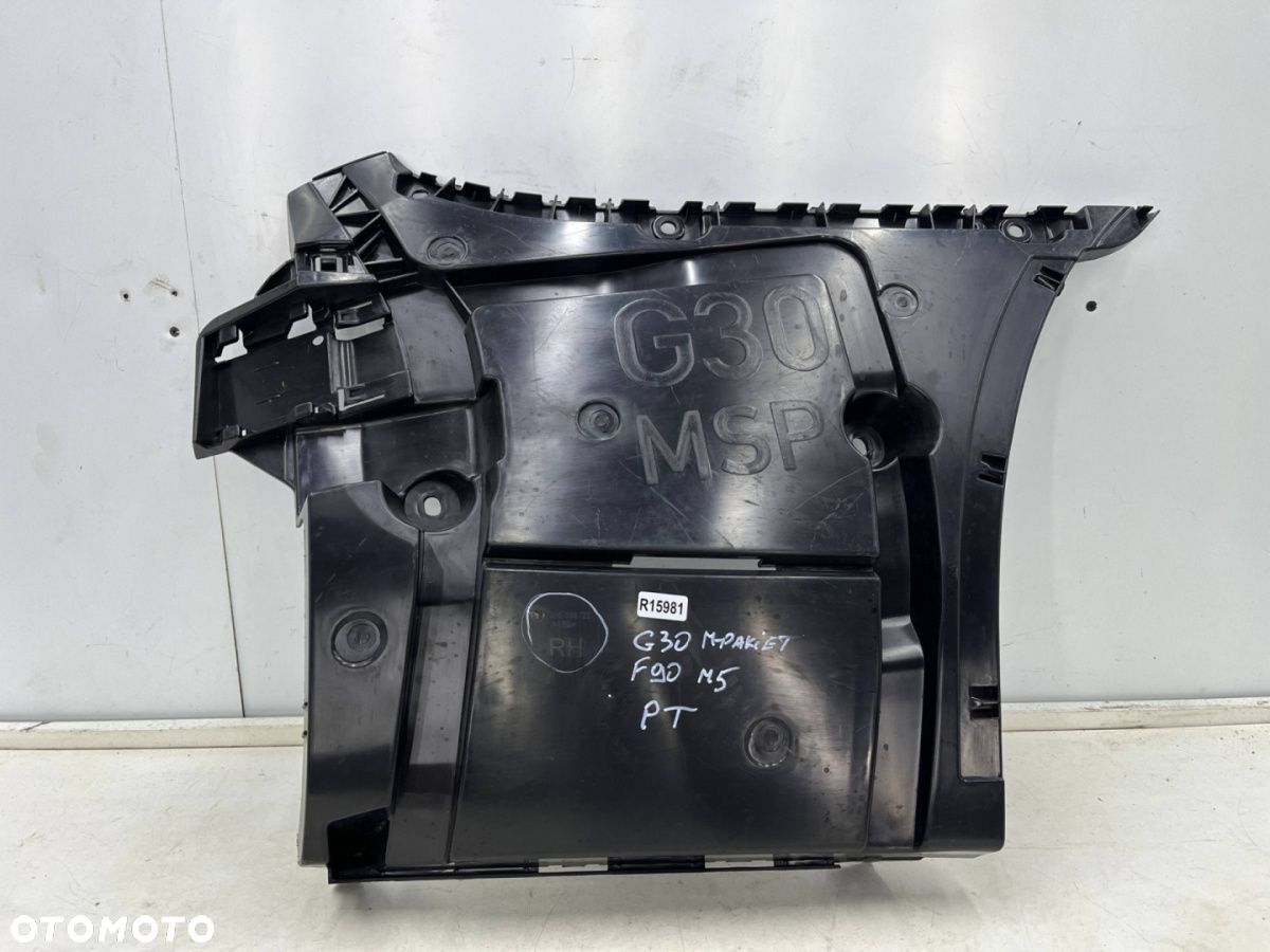 Ślizg BMW 5 G30 M-pakiet M5 F90 17-20r. prawe tylne mocowanie wspornik uchwyt zderzaka prawy tył - 1