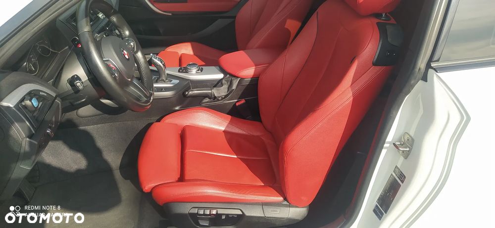 BMW Seria 2 220d Coupe M Sport - 12