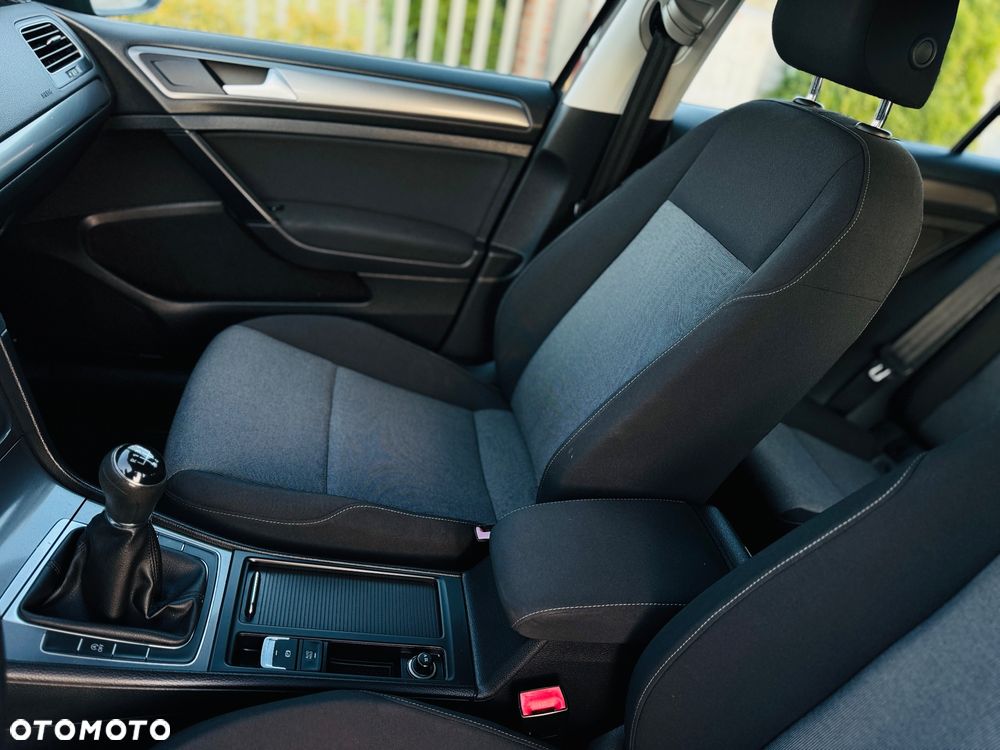 Volkswagen Golf 1.6 TDI BlueMotion Technology Comfortline - 5