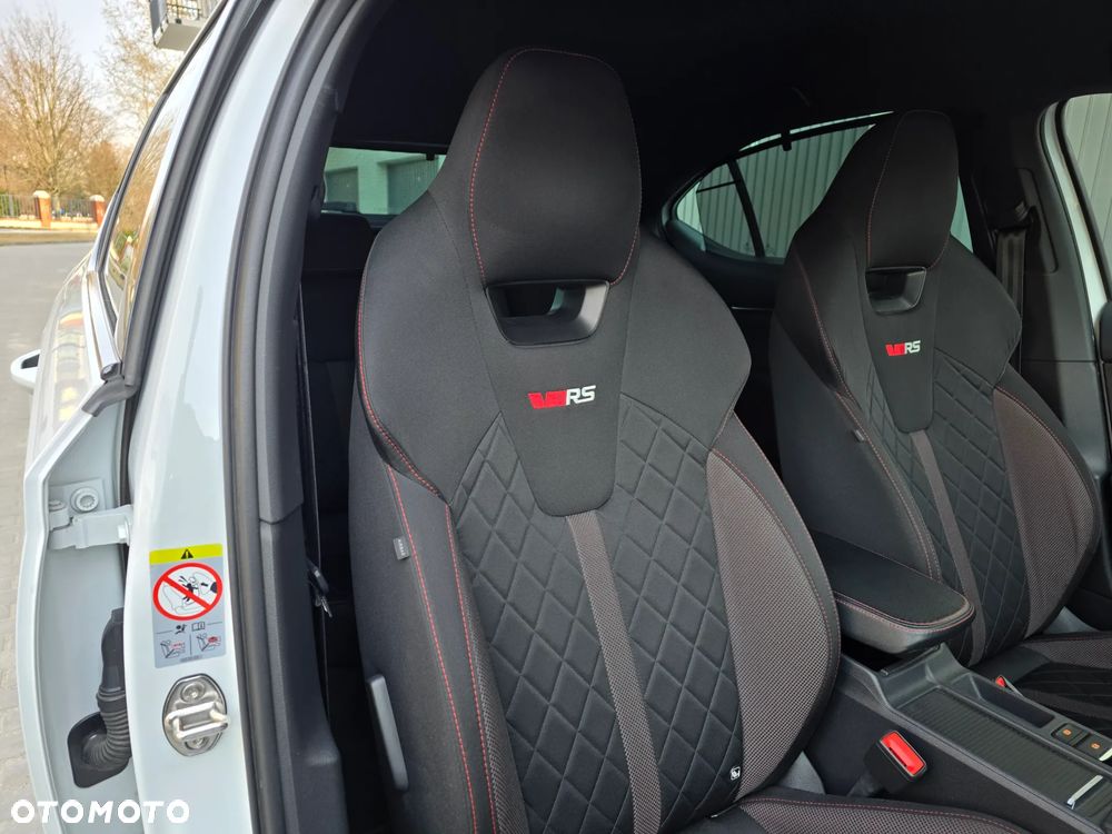 Skoda Octavia 2.0 TSI RS - 27