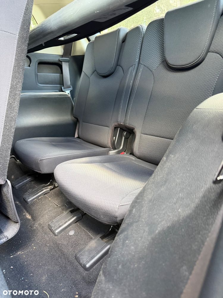 Kia Carens 1.6 GDI L 7os - 6