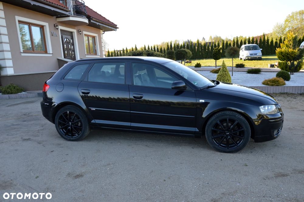 Audi A3 Sportback 2.0 TDI DPF S line Sportpaket plus - 5