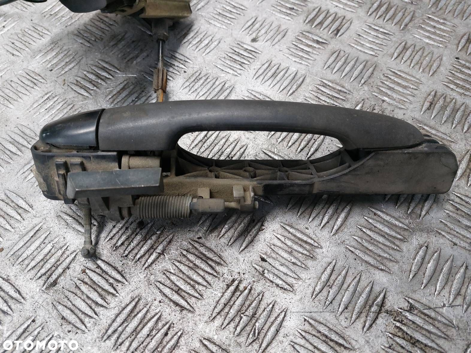 ZAMEK DRZWI LEWY PRZÓD KLAMKA ZEWNĘTRZNA NISSAN PRIMERA P12 80611AV600 - 3
