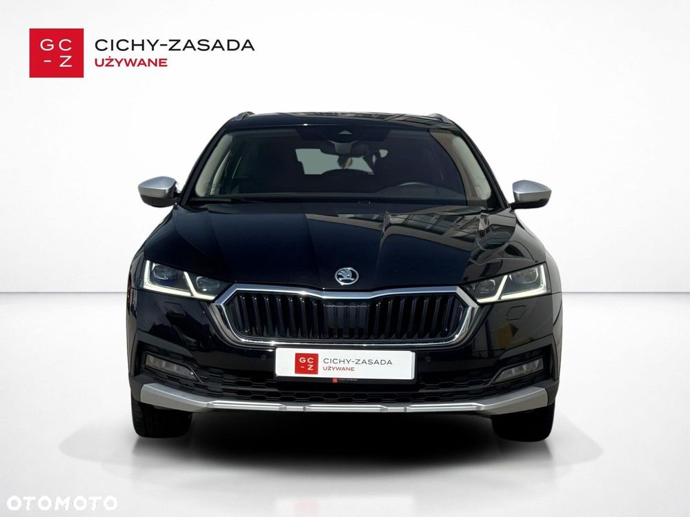 Skoda Octavia Scout 2.0 TDI 4x4 DSG - 8